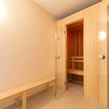 Apartament Maxim *
